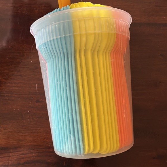 96 reusable heavy duty plastic party rainbow spoons ice cream desserts colorful - Picture 9 of 9